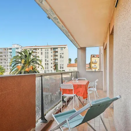 In With Swimming Pool And Balcony Apartment *