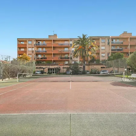 Apartment In With Swimming Pool And Balcony