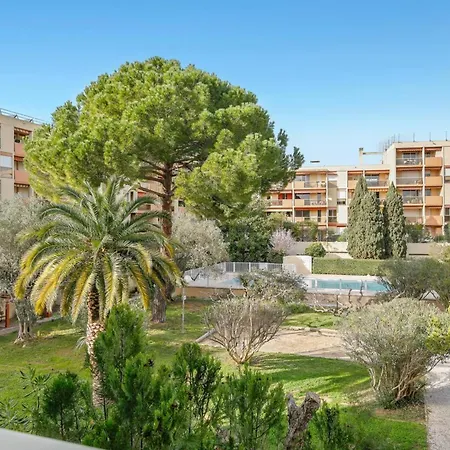 Appartamento In With Swimming Pool&balcony